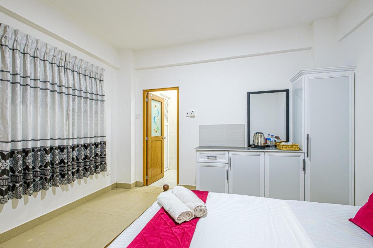 Queens Mount Ridge Kandy Exterior foto