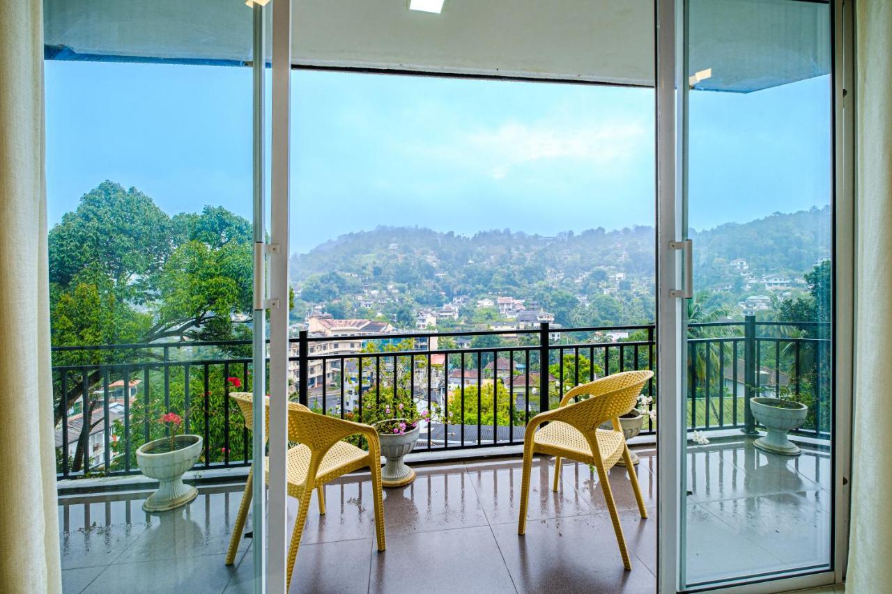Queens Mount Ridge Kandy Exterior foto