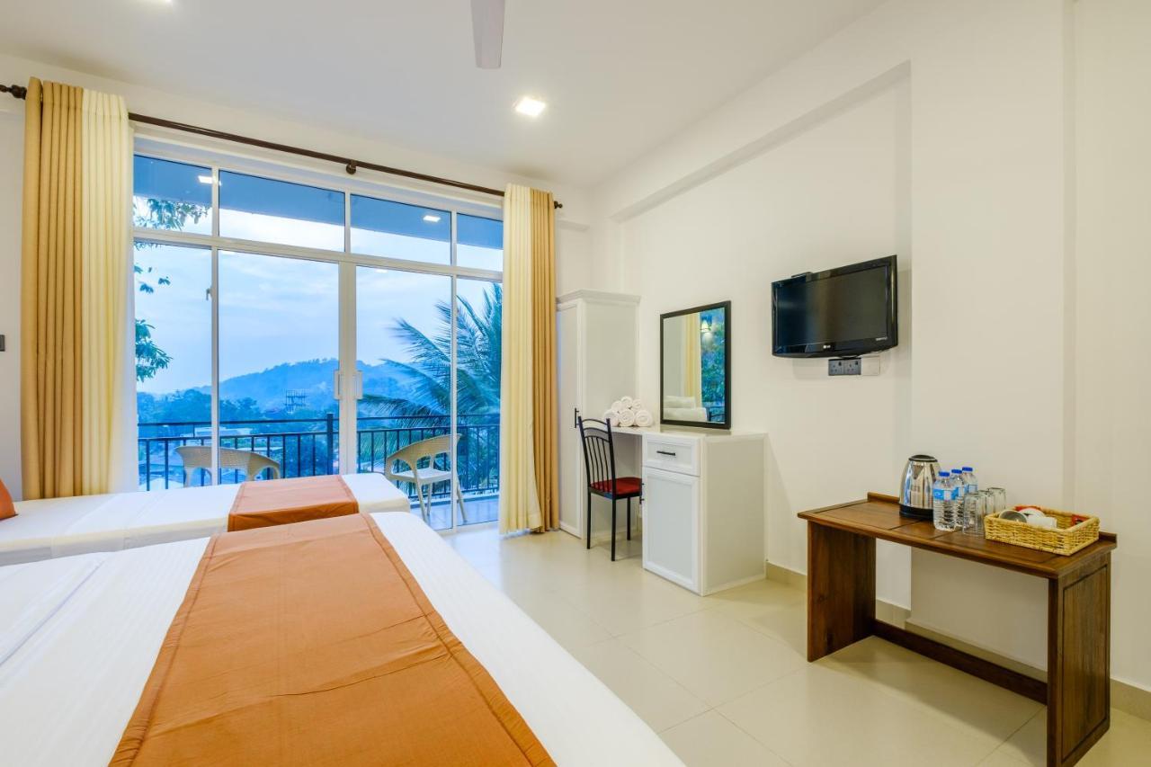 Queens Mount Ridge Kandy Exterior foto