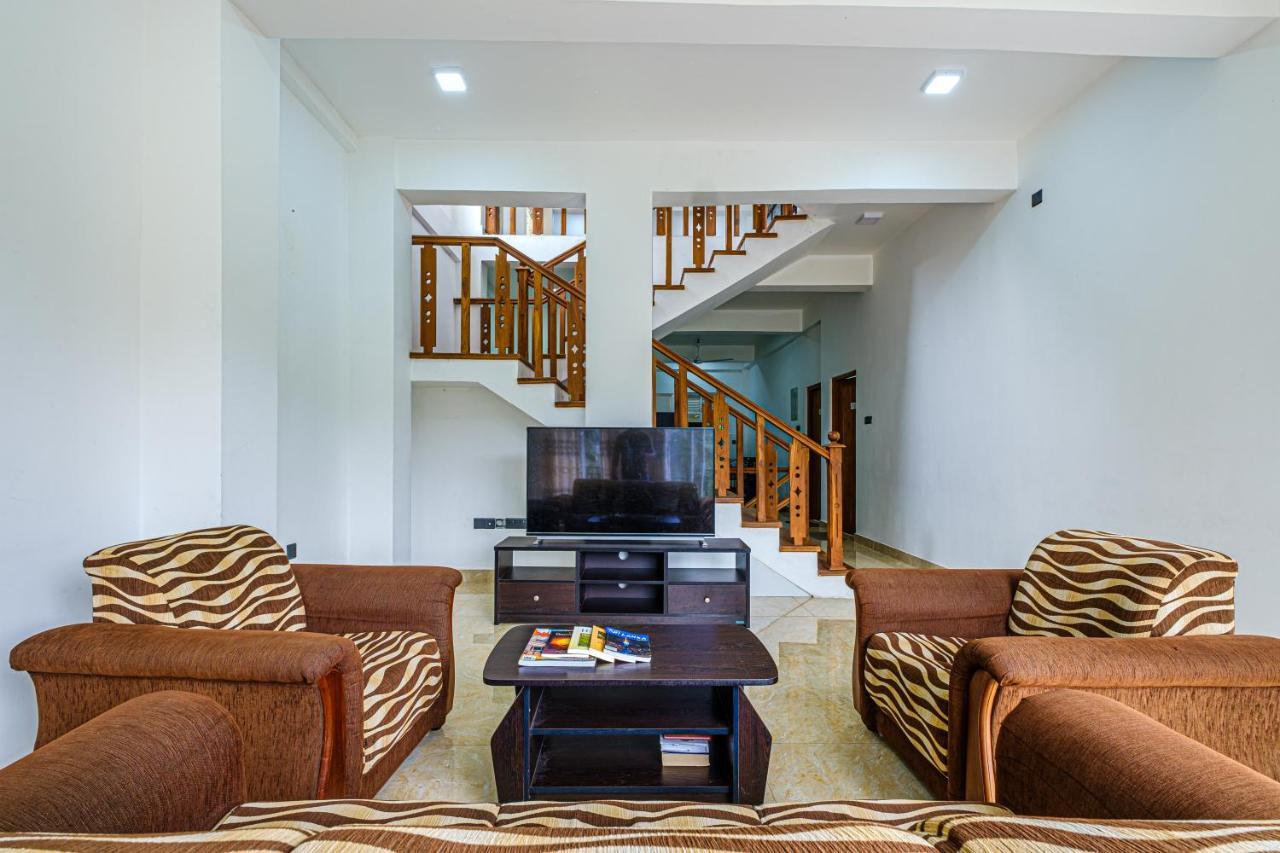 Queens Mount Ridge Kandy Exterior foto